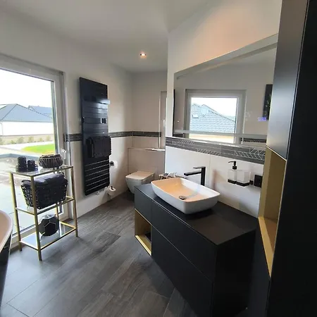 Vulkaneifel -modern -familienfreundlich -terrasse -doppelgarage -ruhiger Lage