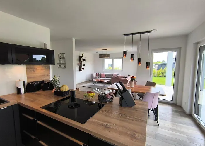 Villa Vulkaneifel -modern -familienfreundlich -terrasse -doppelgarage -ruhiger Lage *