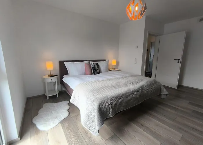 Vulkaneifel -modern -familienfreundlich -terrasse -doppelgarage -ruhiger Lage *