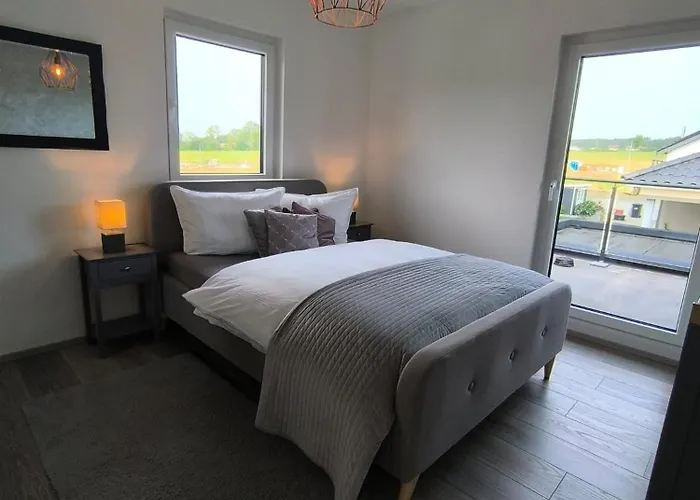 Villa Vulkaneifel -modern -familienfreundlich -terrasse -doppelgarage -ruhiger Lage *