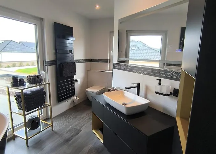 Vulkaneifel -modern -familienfreundlich -terrasse -doppelgarage -ruhiger Lage