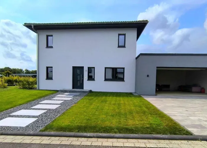 Vulkaneifel -modern -familienfreundlich -terrasse -doppelgarage -ruhiger Lage * Darscheid